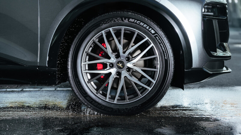 Michelin Pilot Sport 5 Energy: A/A EU Label UHP Summer Tyre Optimized for EVs