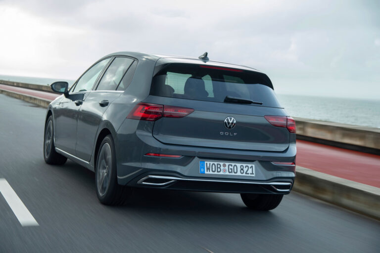 Test zimskih guma Auto Express 2026: Continental tijesno ispred Pirellija