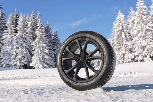 GoodYear UltraGrip Performance 3 - 7